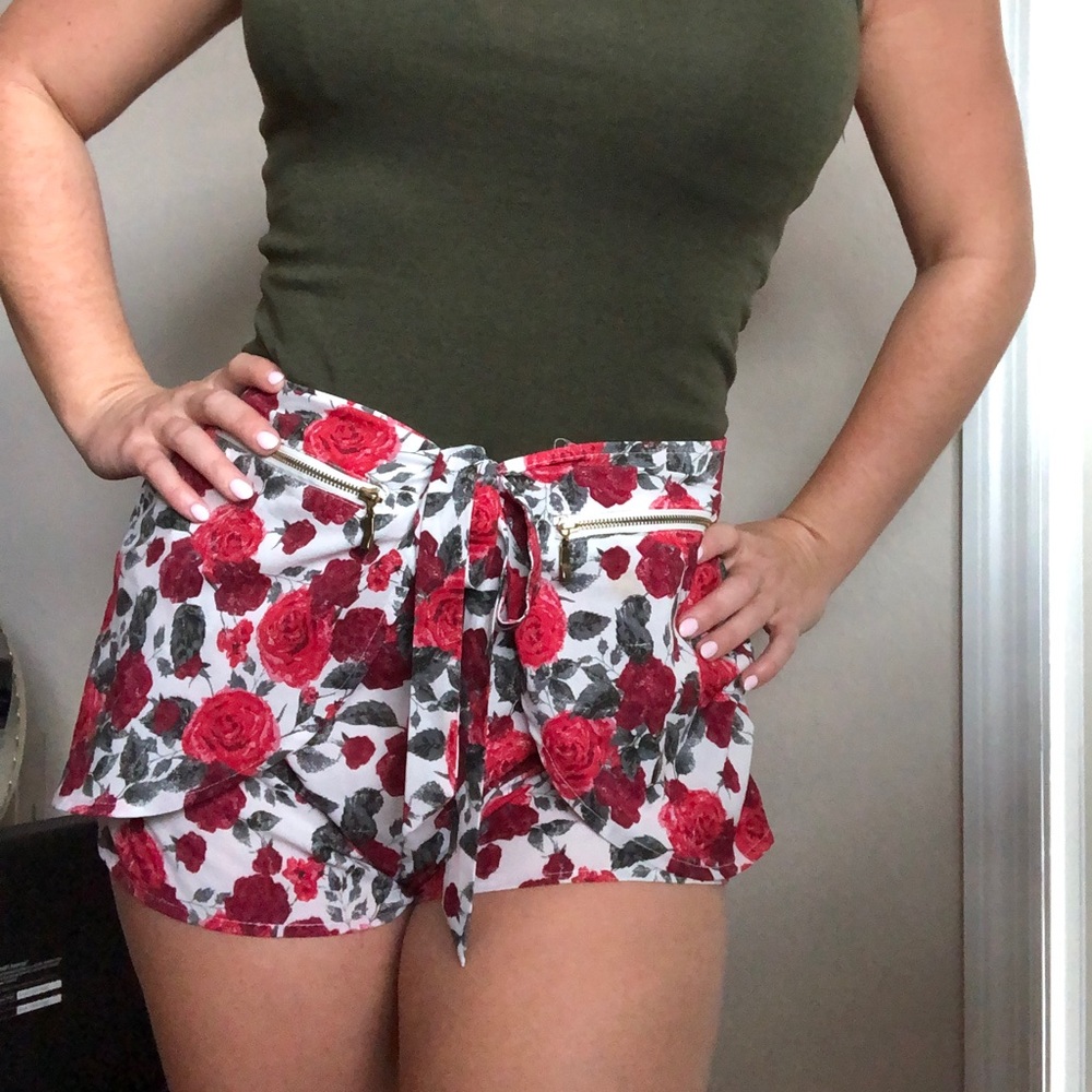 Cute 🌹 shorts